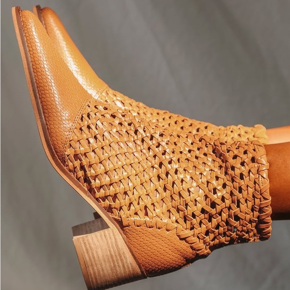 Free People in the loop woven boots tan - Picture 2 of 5